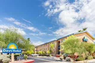 Days Inn Mesa Country Club Exteriér fotografie